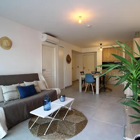Carla Cavalaire-sur-Mer